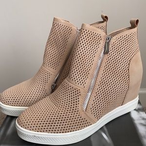 Tan sneaker wedges